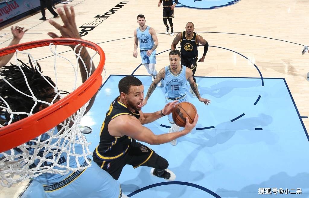 包含国王杯加时末段走向成谜，广厦男篮绝杀压哨，悬念犹存，数据趋势出现新变化的词条