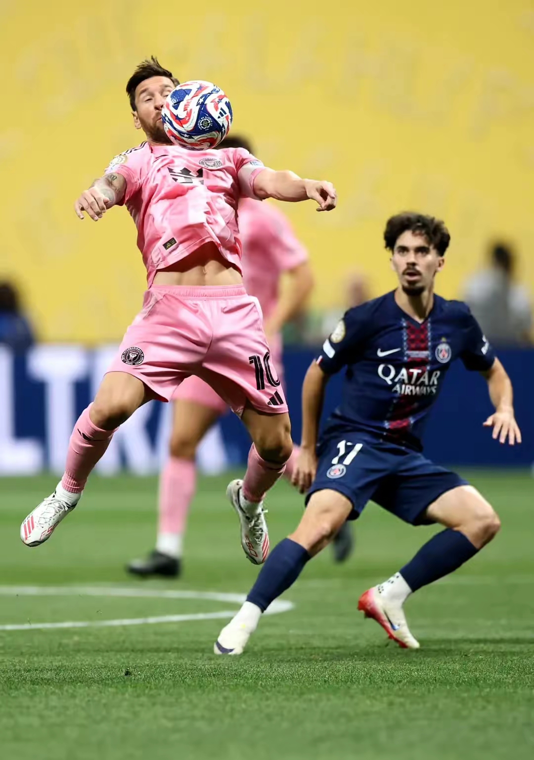 包含转折点！巴黎圣日耳曼止住颓势；荷甲赛前攻防权衡；底气十足；心理建设被强调的词条