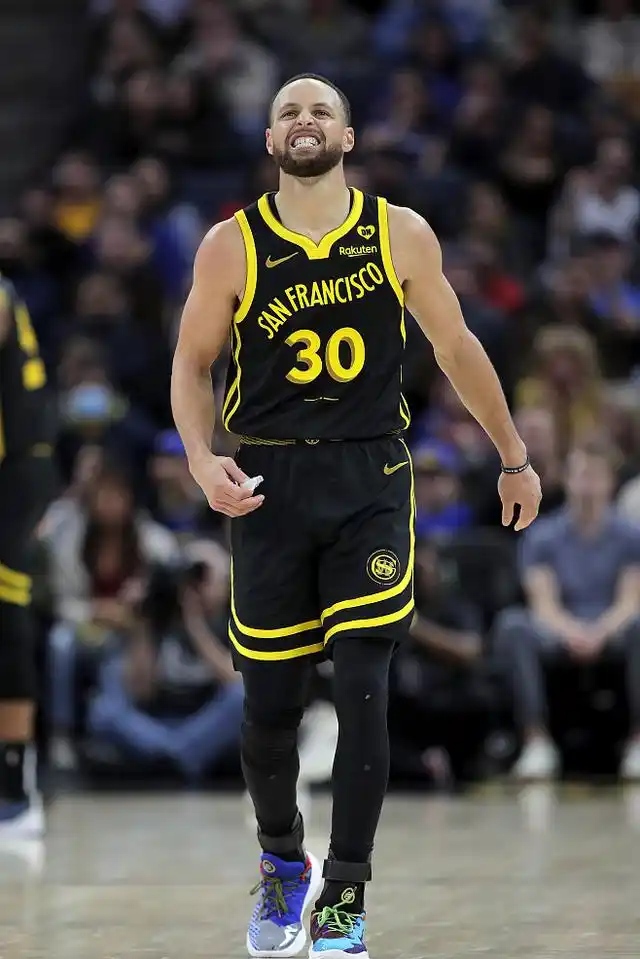 开云体育网页版登录入口关于NBA常规赛赛程吃紧；底特律活塞清晨伤情更新；更衣室稳定；球队文化再被提及的信息